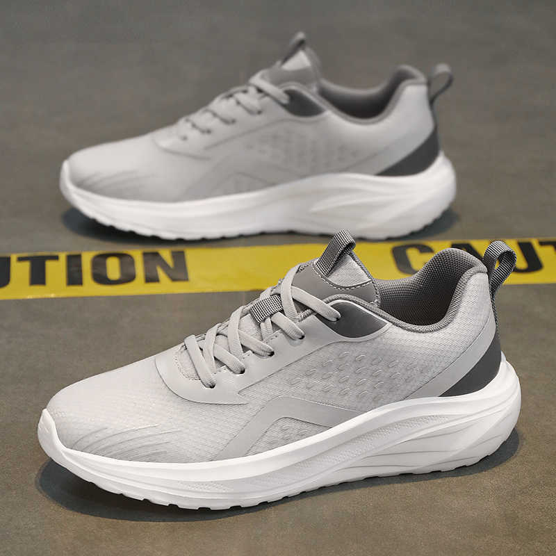 滑り止め加工のエテメンズシューズ サイズ46 編み込みメンズ - Mens Fashion Trainers のレビューと価格